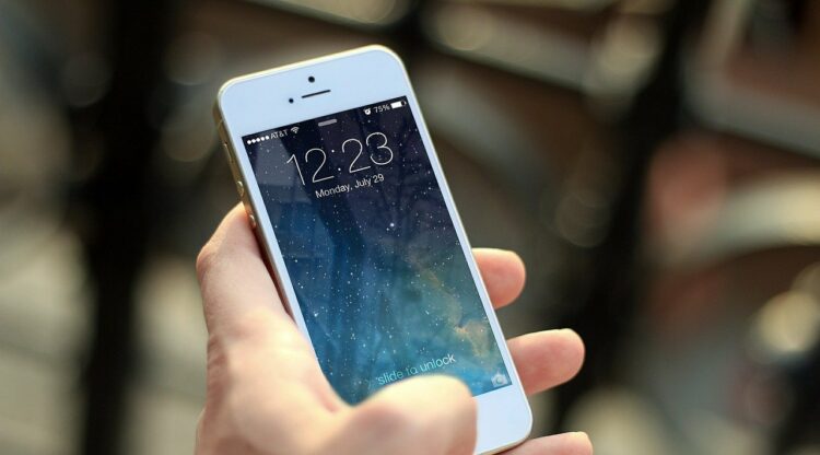 Développer la 5G en Wallonie : carte blanche de plus de 100 patrons
