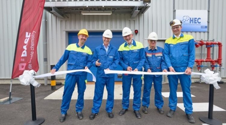 BASF Antwerpen neemt geavanceerd Excellence Center voor superabsorberende polymeren in gebruik
